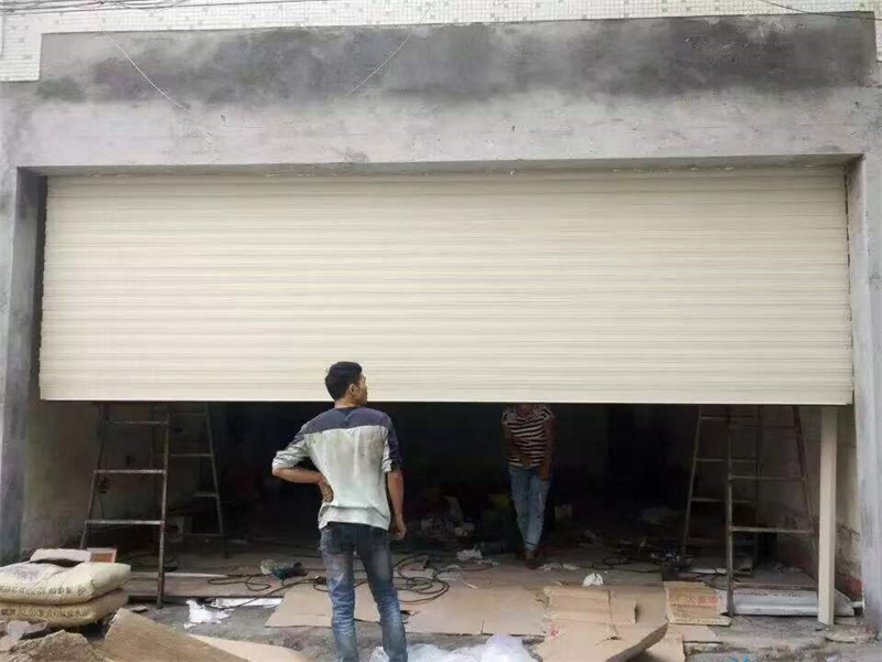 雙層鋁合金卷閘門工地現場 (2)
